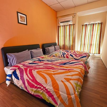 Harbourside Backpackers Pansiyon SDK Dış mekan fotoğraf