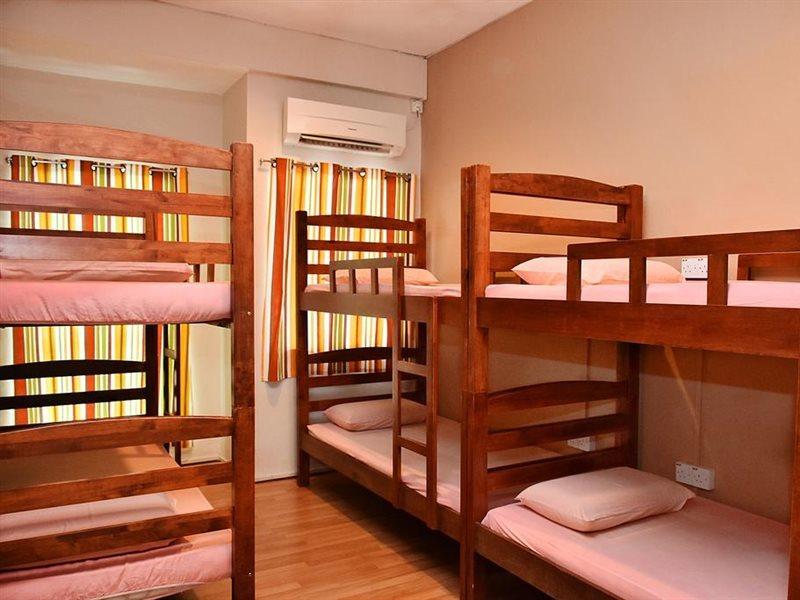 Harbourside Backpackers Pansiyon SDK Dış mekan fotoğraf